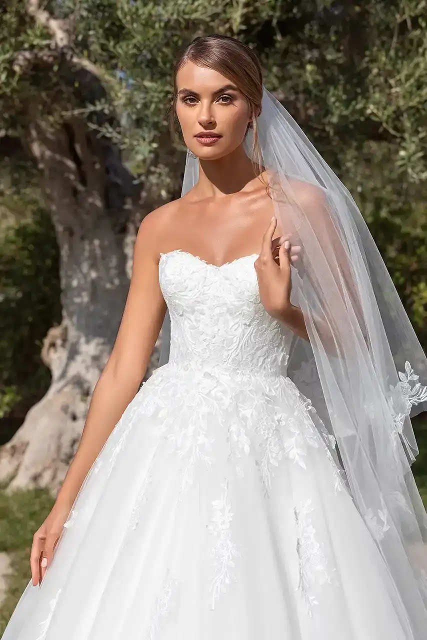 Divina Sposa 17